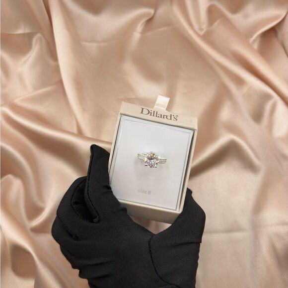 Gold and Silver Women's Ring - Picture 5 of 6